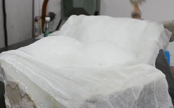 液態硅膠產品變形或縮水該怎么解決 ？